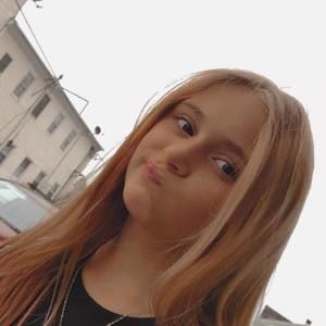 Meet your Posher, Maddie